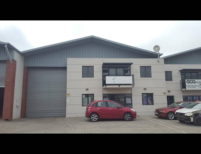 370M² FACTORY TO LET IN SAXON INDUSTRIAL